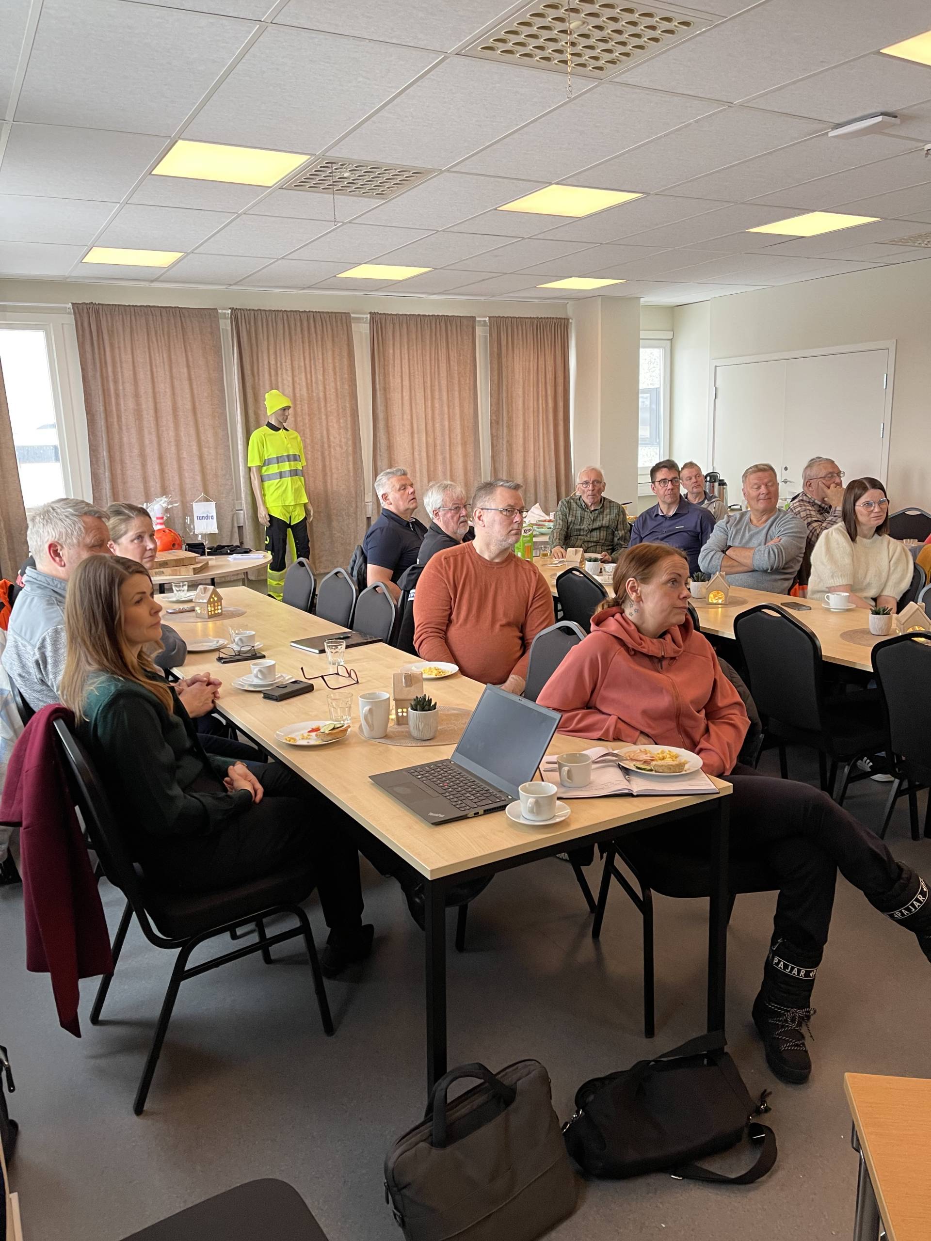 Frokostmøte på Asvo